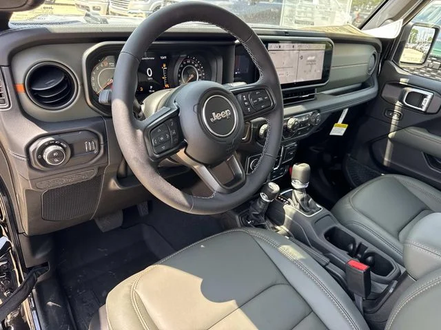 New 2026 Black Jeep Mojave image 19
