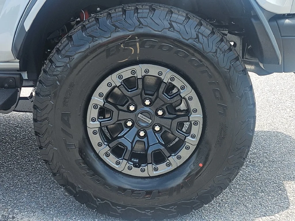 New 2026 White Ford Raptor image 14