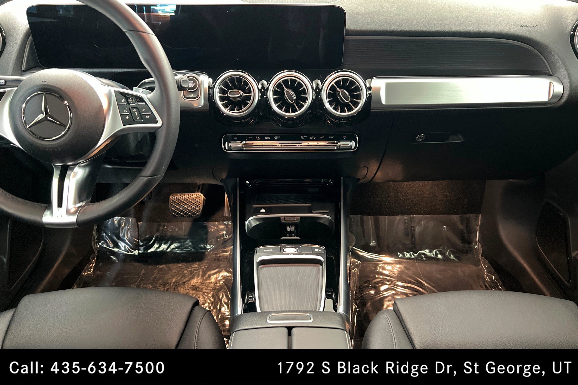 Certified Used 2026 Polar White Mercedes-Benz GLB 250 image 14