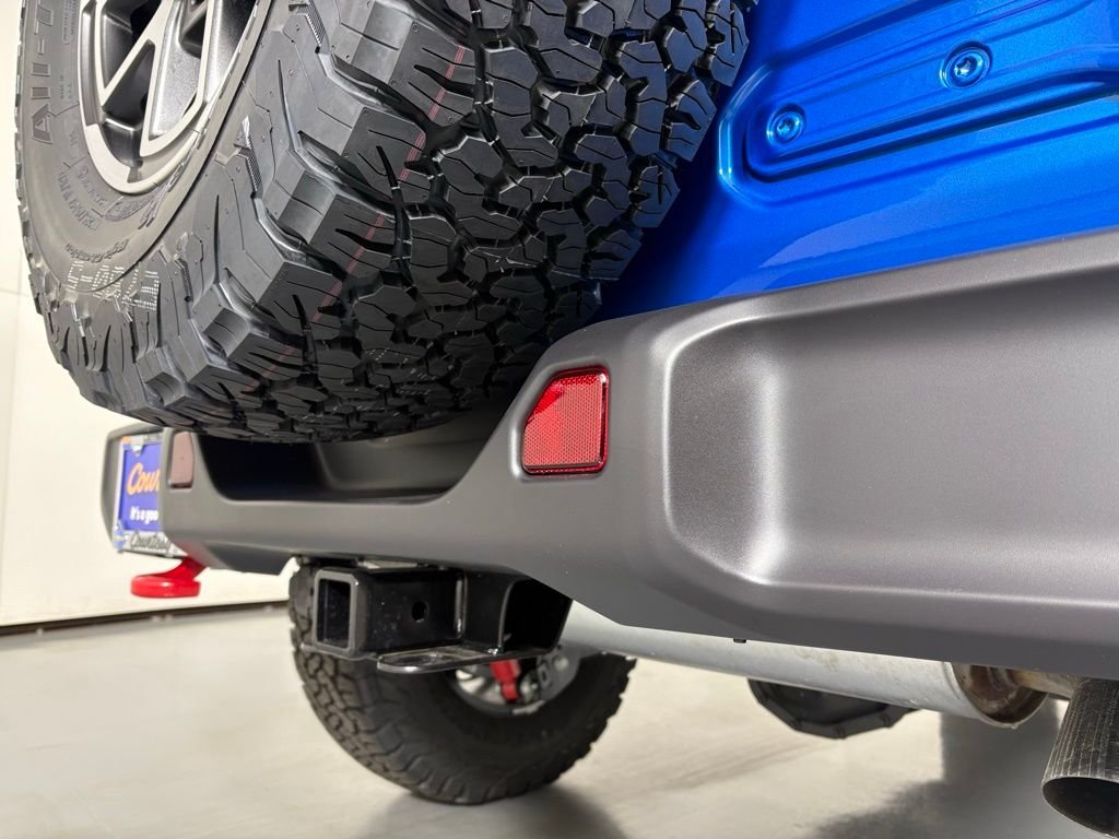 New 2026 Hydro Blue Pearlcoat Jeep Rubicon image 13