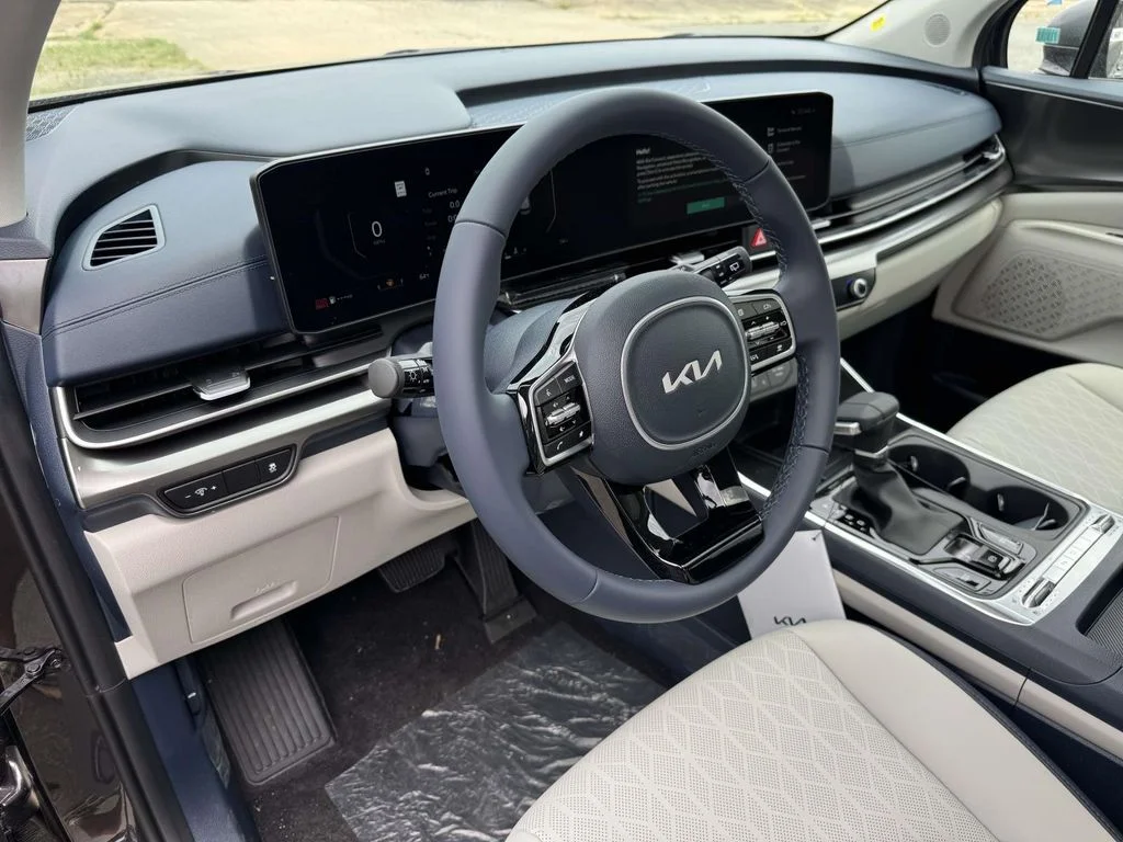 New 2026 Gray Kia SX image 2