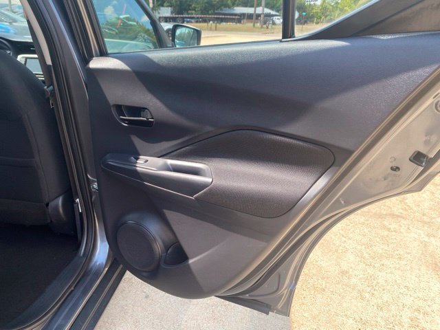 Used 2024 Gray Nissan S image 8