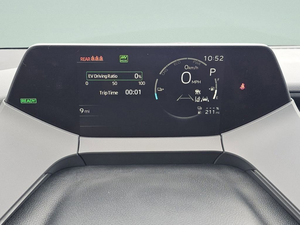 2026 Toyota Prius Plug-in Hybrid SE - Photo 30