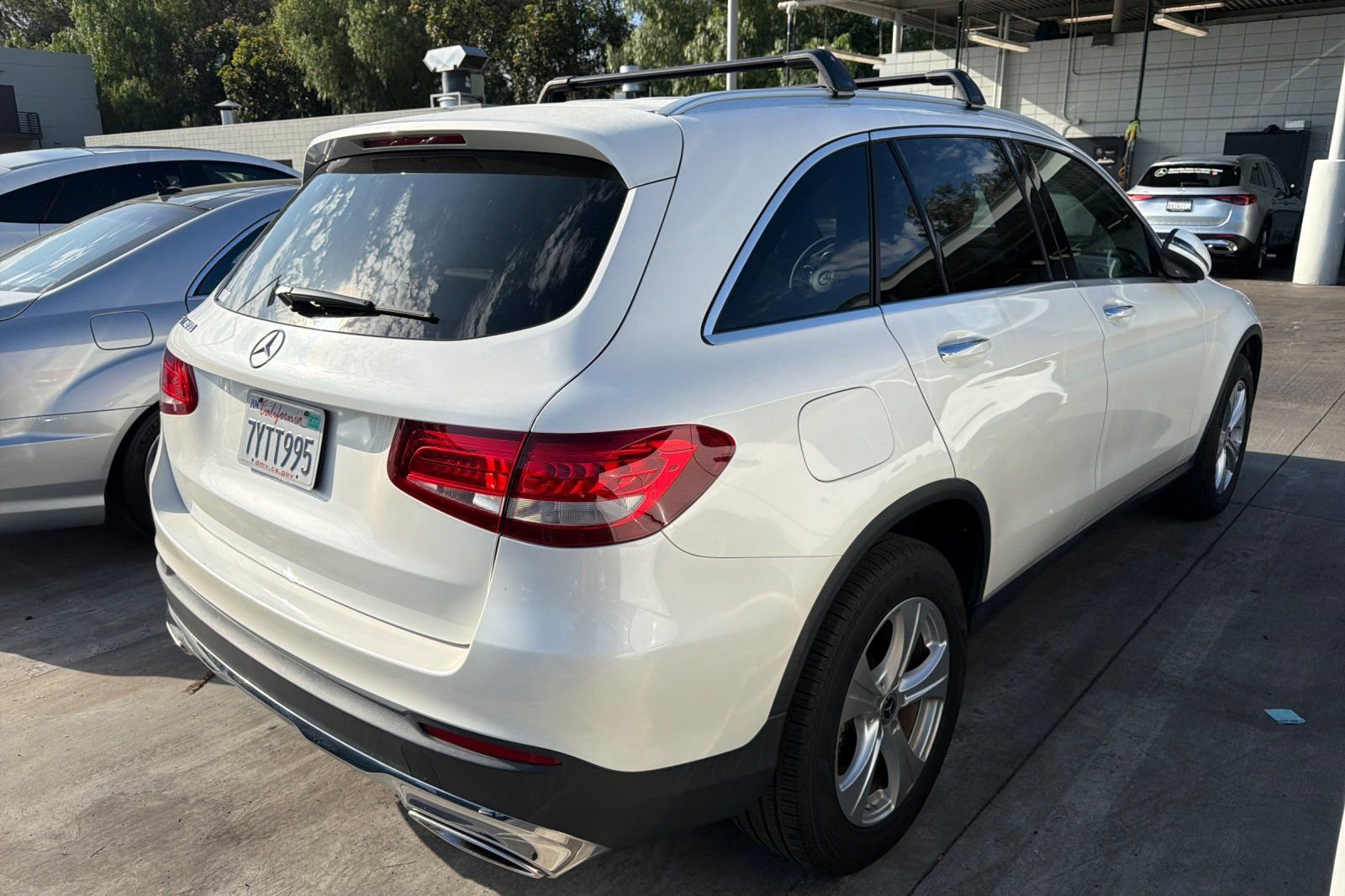 Used 2017  Mercedes-Benz GLC 300 image 6