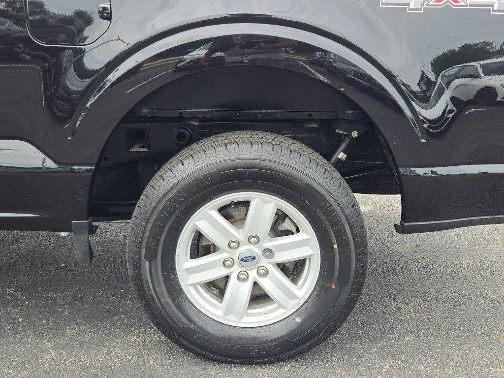 Used 2023 Agate Black Ford XLT image 14