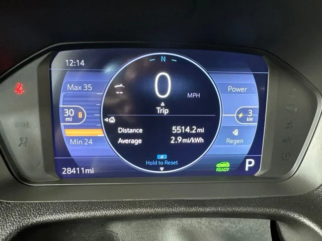 Used 2023 Summit White Chevrolet 2LT image 17