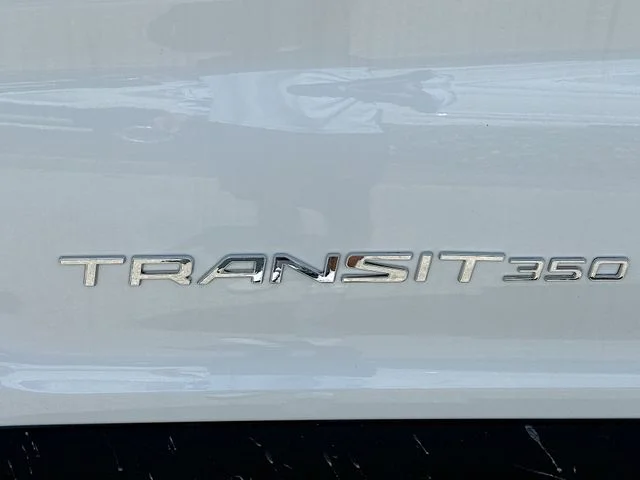 New 2024 Oxford White Ford Base image 16