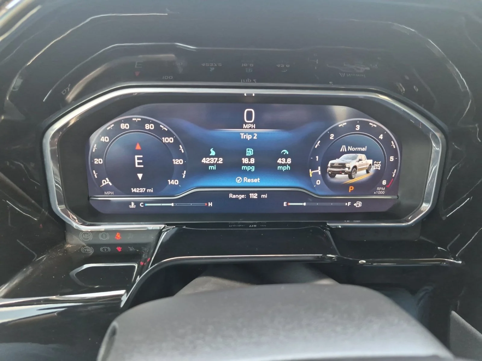 Used 2025 Sterling Gray Metallic Chevrolet LT Trail Boss image 19