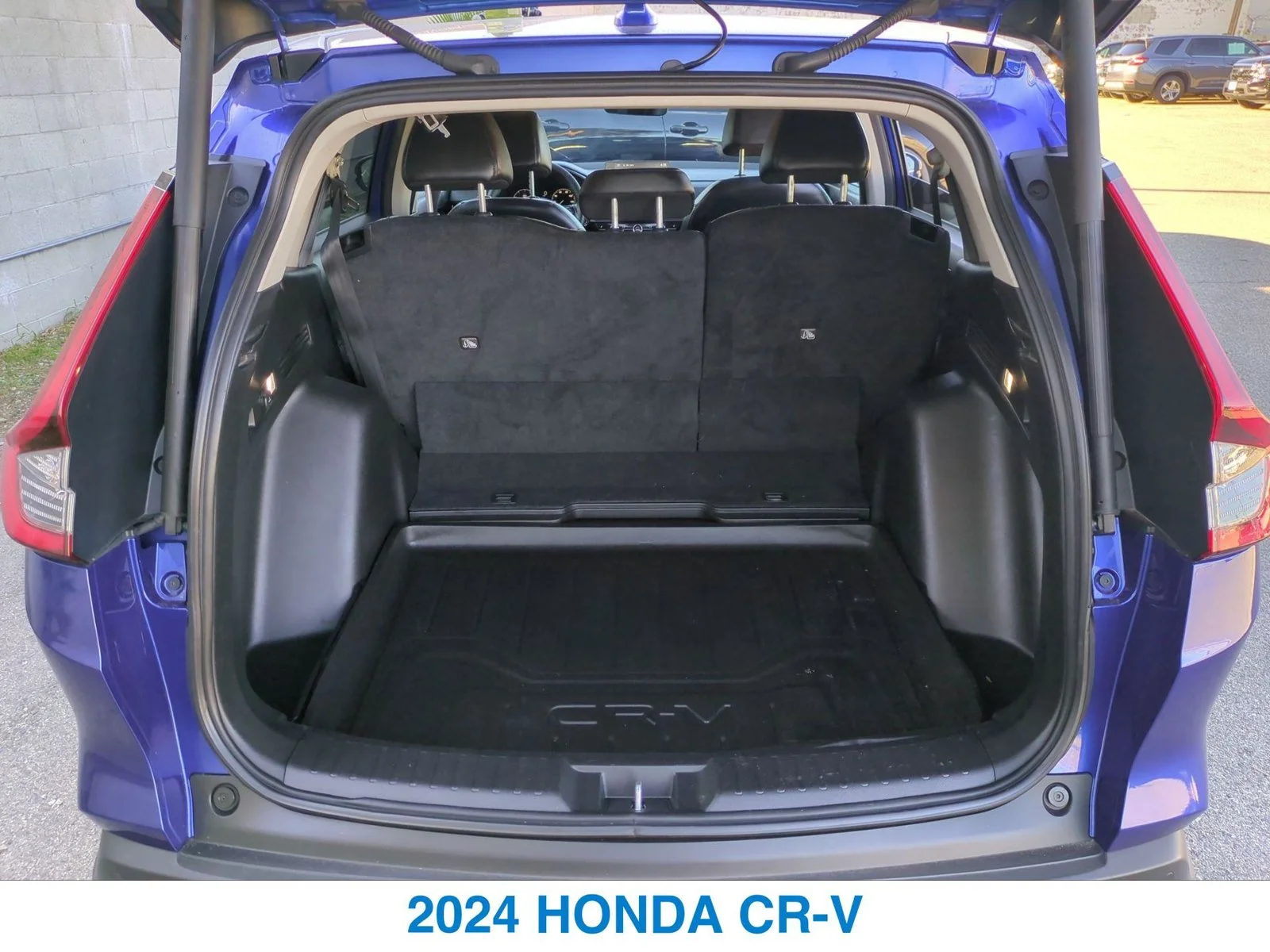 Used 2024 Blue Honda EX-L image 23