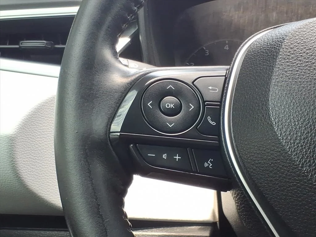 Certified Used 2023  Toyota SE image 12