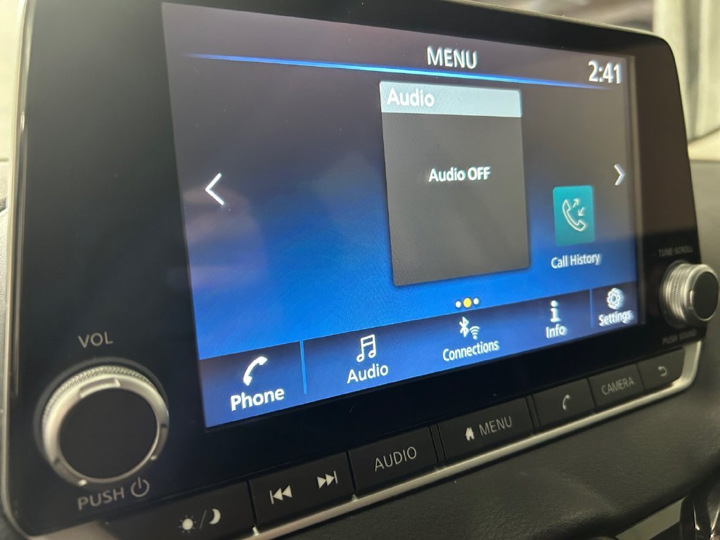 Used 2025 Orange Nissan SR image 11