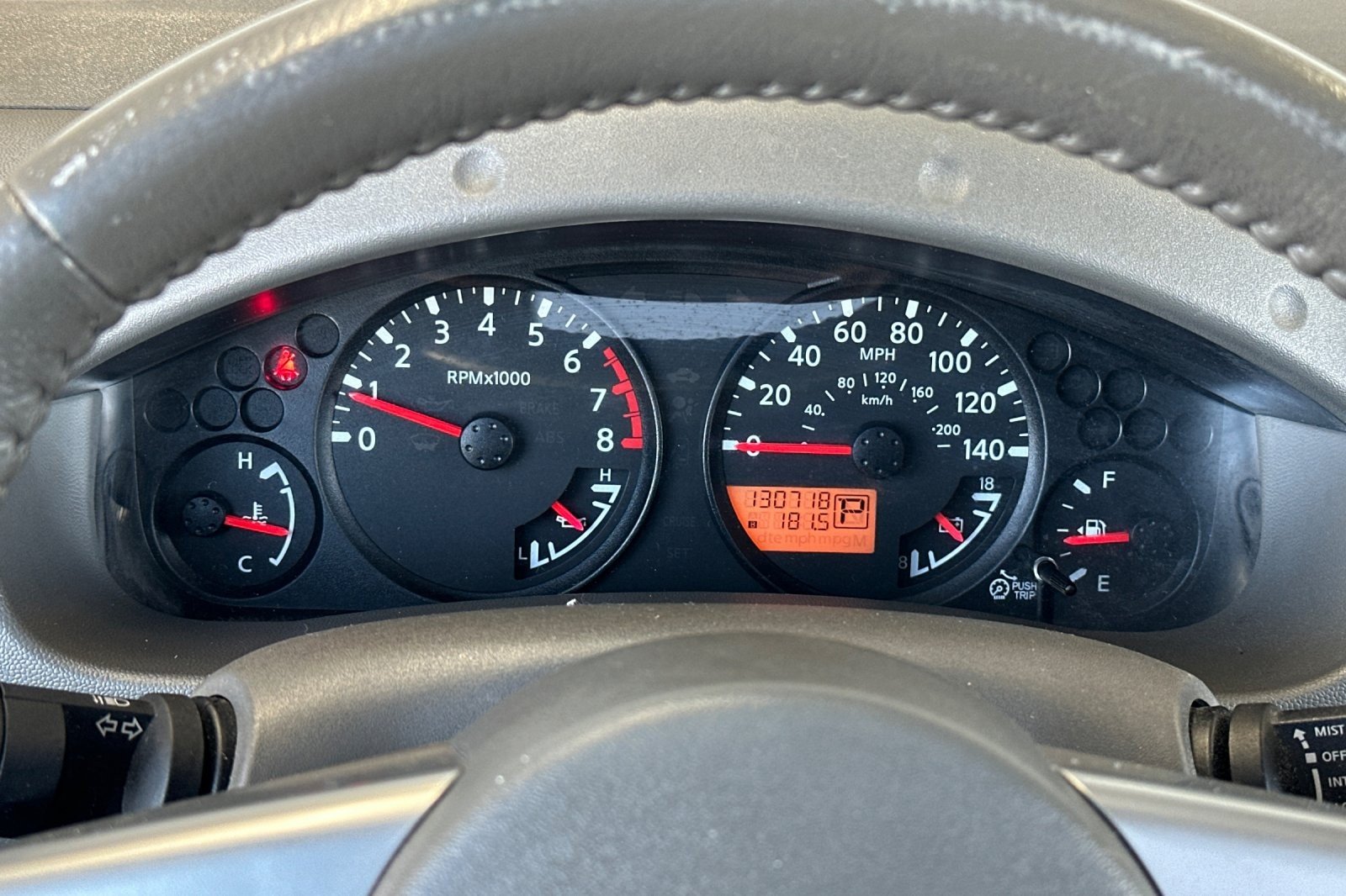 Used 2016  Nissan SV image 21