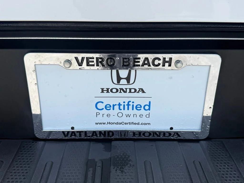 Certified Used 2022 Platinum White Pearl Honda RTL-E image 35