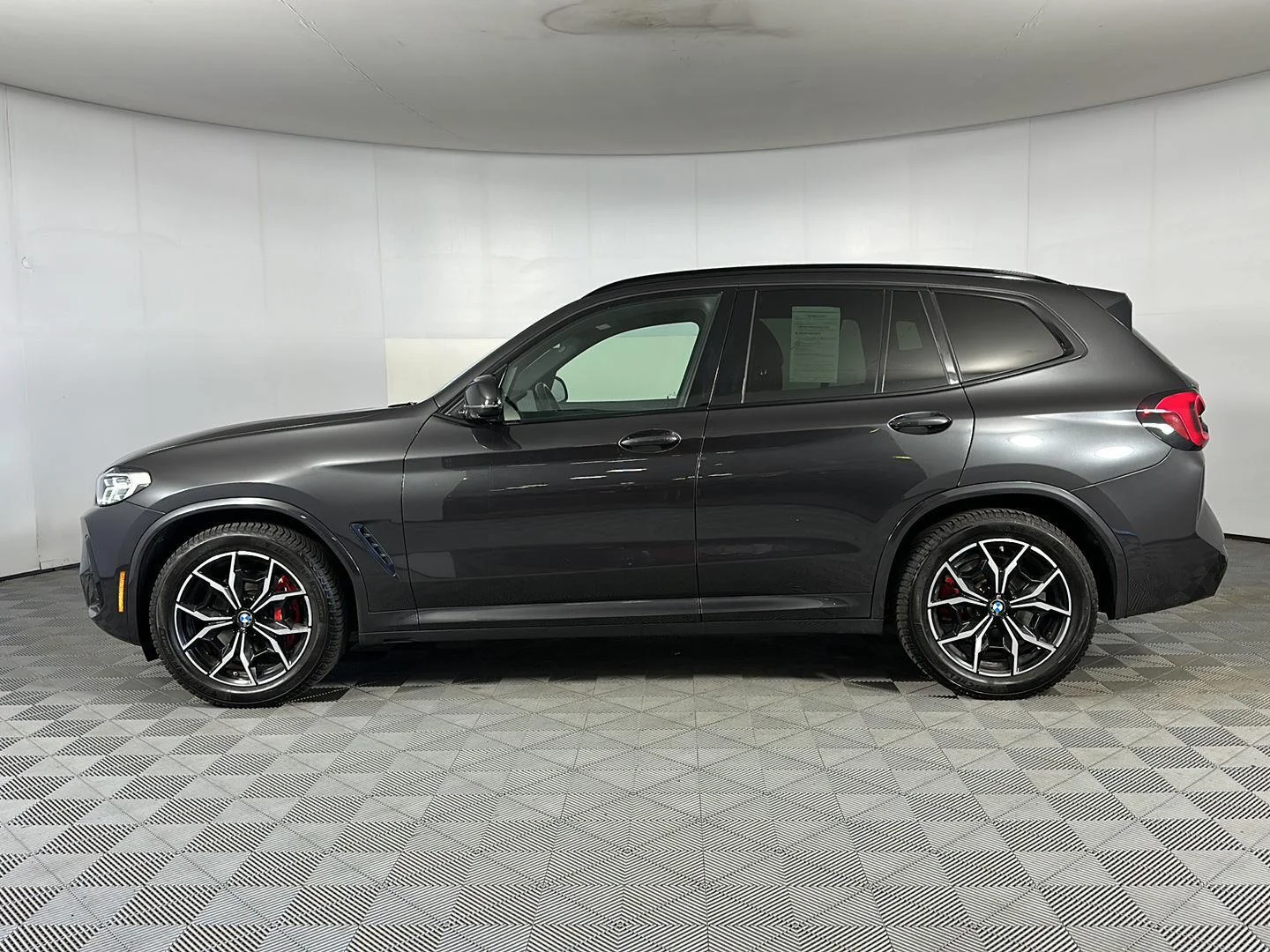 Used 2022 Dark Graphite Metallic BMW M40i image 6
