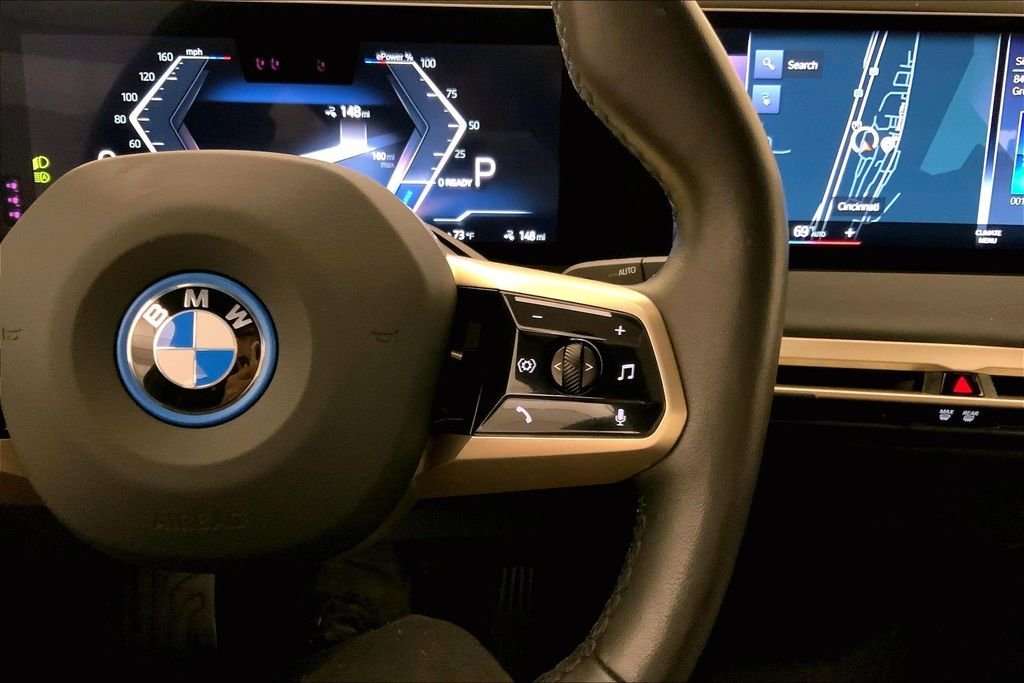 Used 2023 Storm Bay Metallic BMW M60 image 18