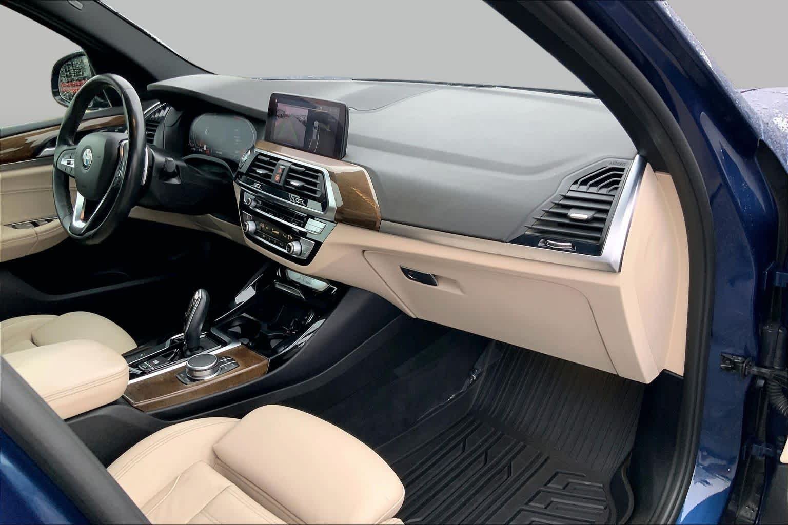 Used 2020 Phytonic Blue Metallic BMW sDrive30i image 18