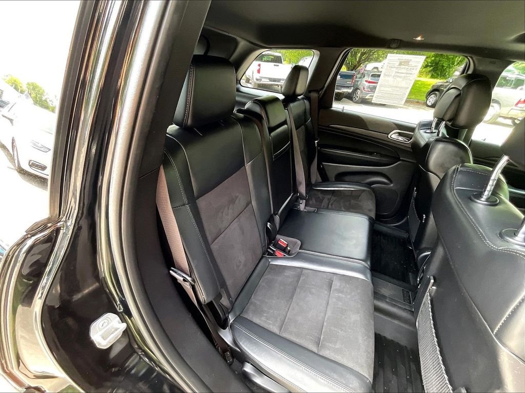 Used 2019 Black Jeep Altitude image 19