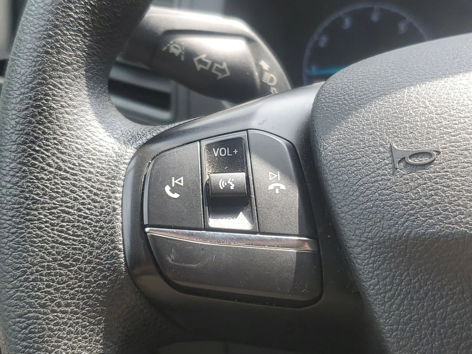 2020 Ford Transit Passenger Van XL - Photo 13