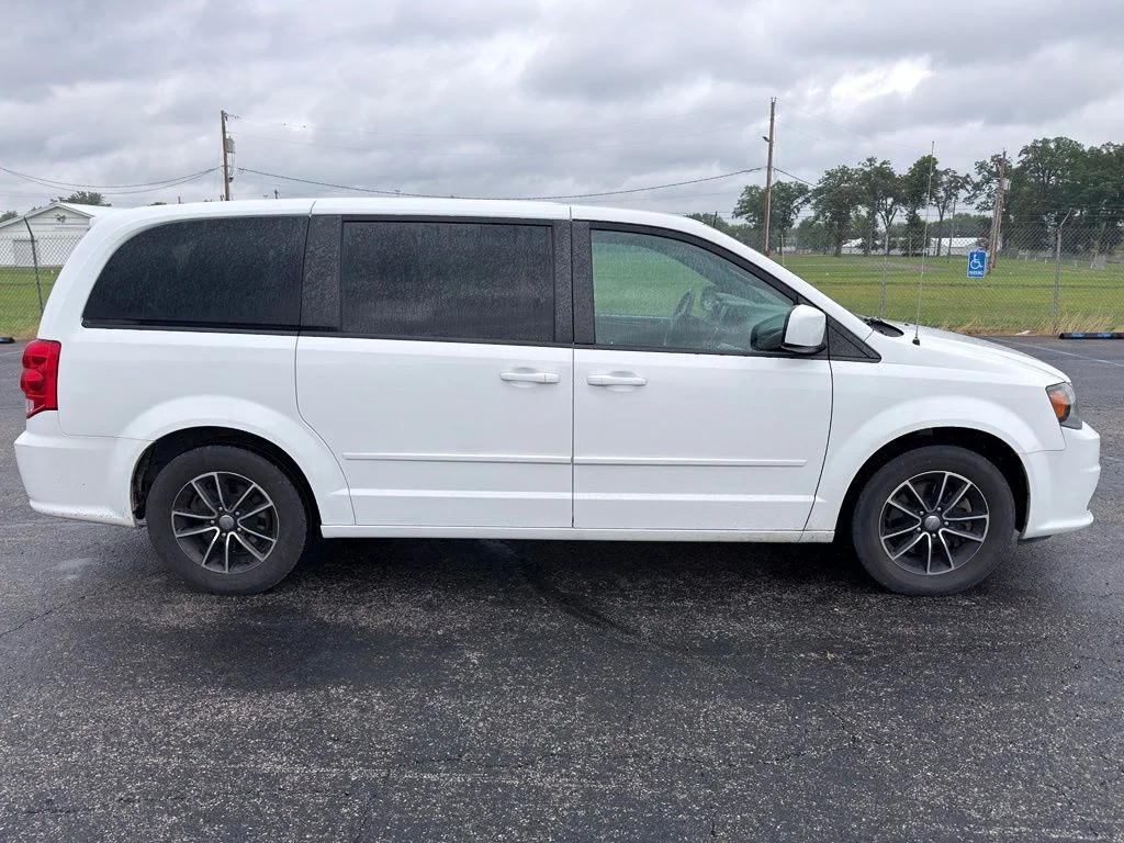 Used 2017 White Dodge SE Plus image 10