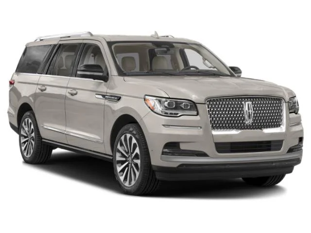 Used 2023 Black Lincoln Reserve image 6