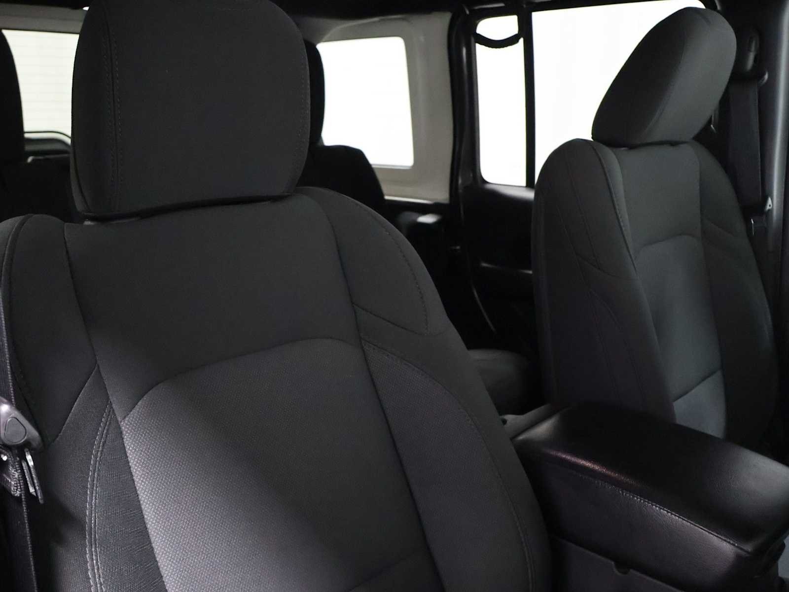 Used 2018 Granite Crystal Metallic Clearcoat Jeep Sport S image 19