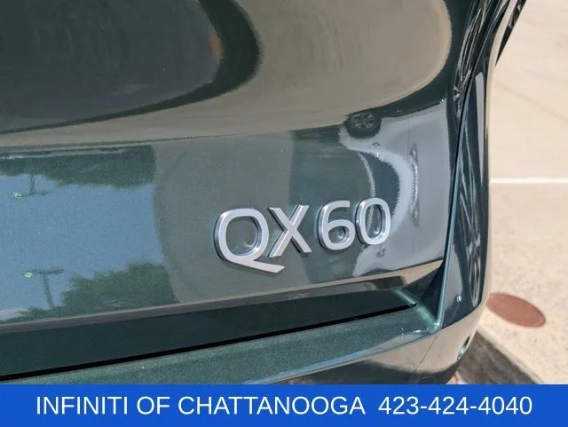 Certified Used 2026 Green INFINITI LUXE image 33