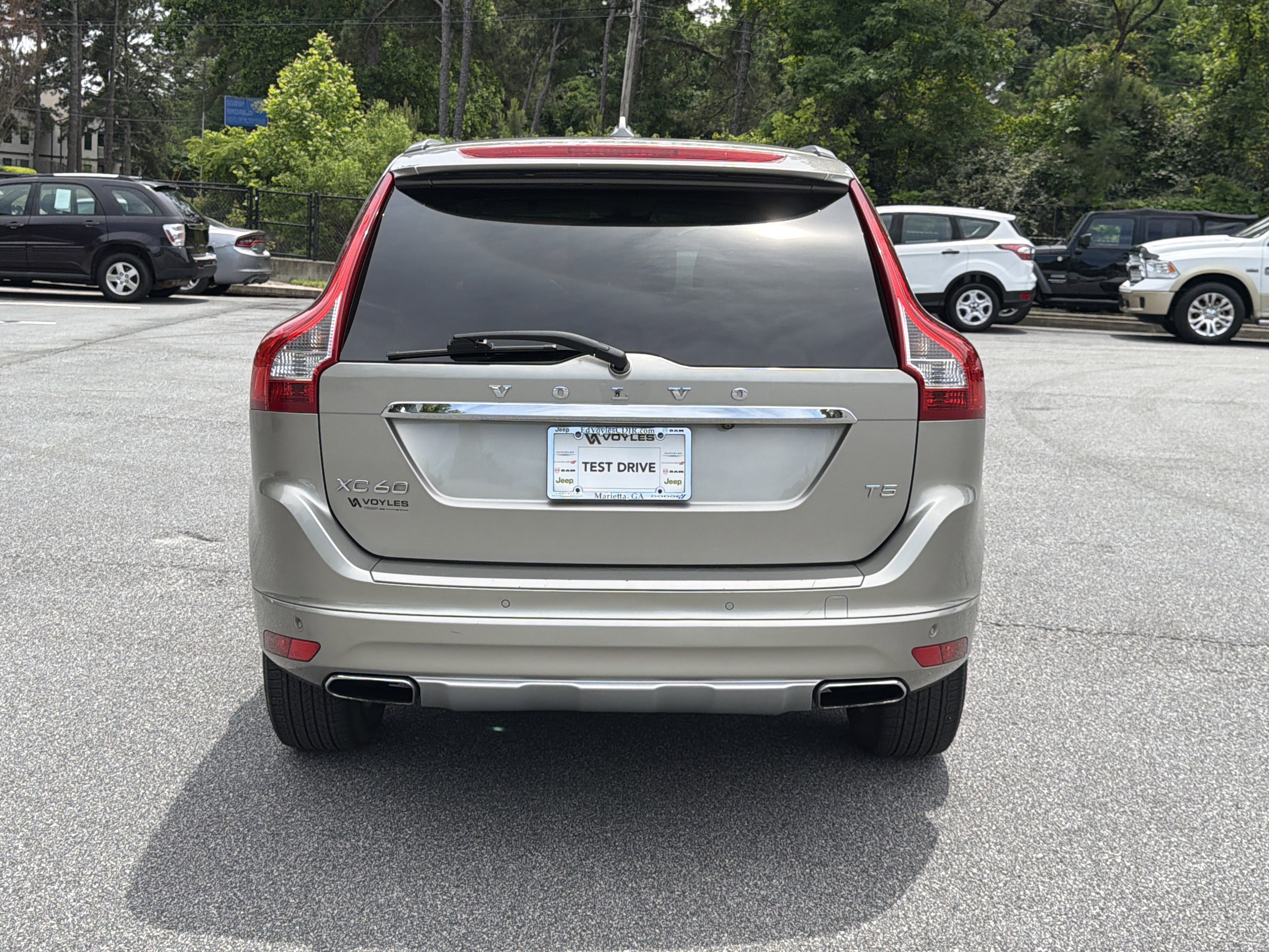 Used 2015 Seashell Metallic Volvo T5 Drive-E Premier image 7
