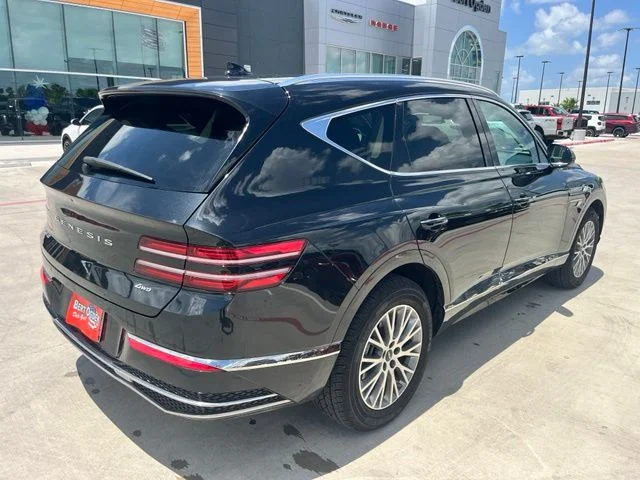 Used 2025 Black Genesis 2.5T image 6
