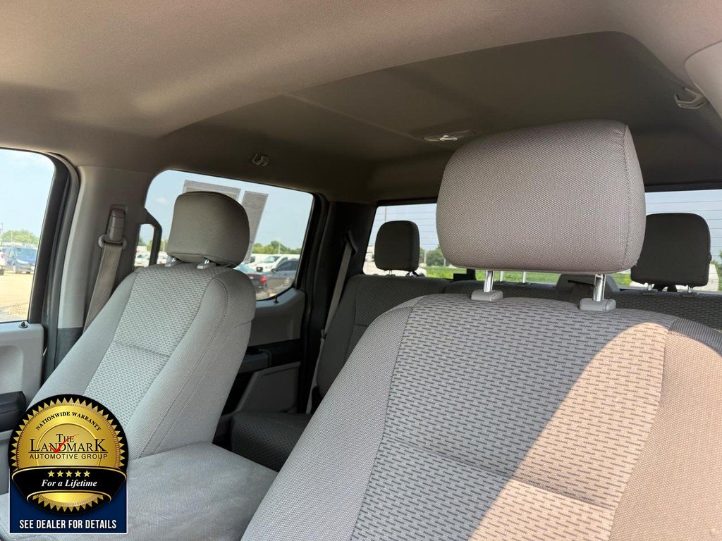 Used 2015 Magnetic Metallic Ford 2WD SuperCrew 145" XLT image 9