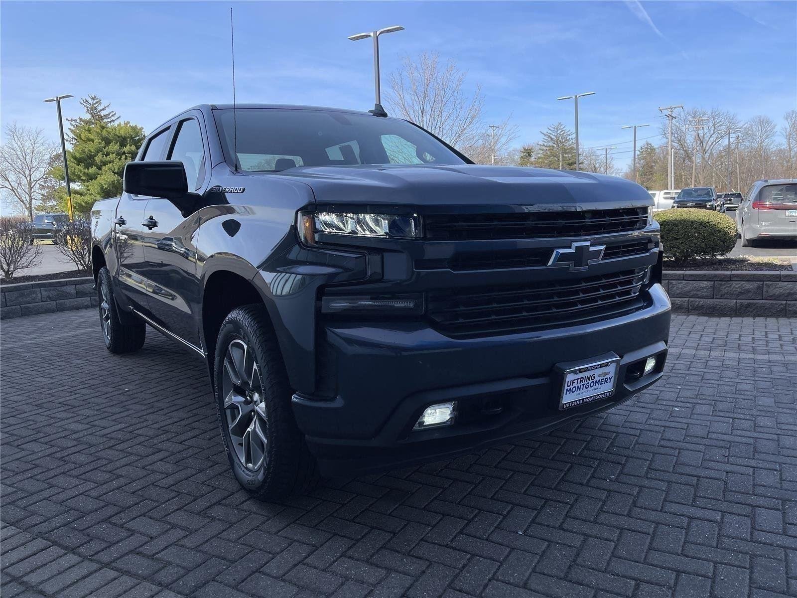 Used 2022 Shadow Gray Metallic Chevrolet RST image 7
