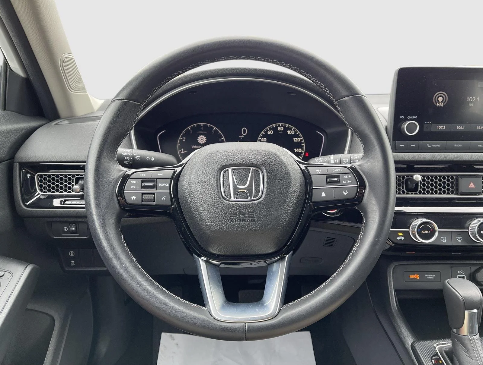 Used 2024 Platinum White Pearl Honda EX-L image 6