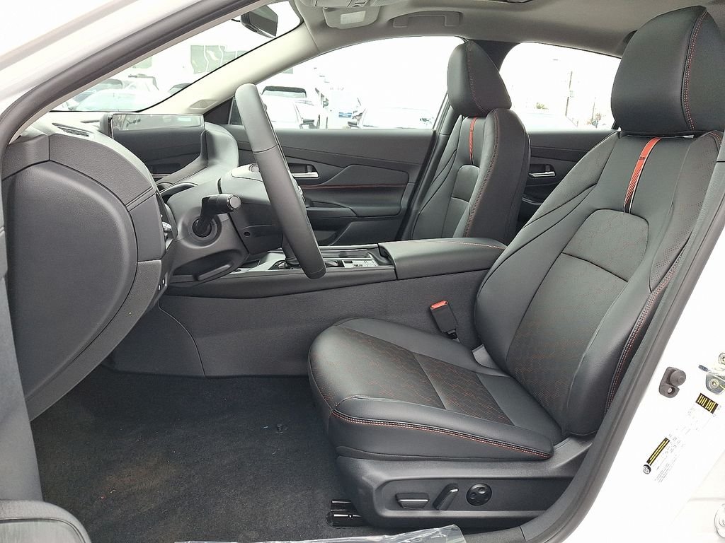 2026 Nissan Sentra — photo 9