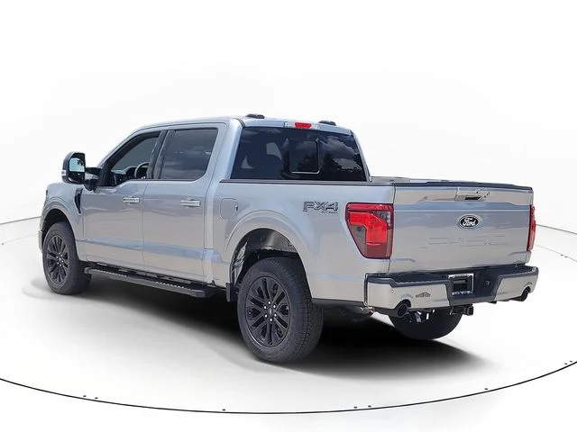New 2026 Silver Metallic Ford XLT image 7