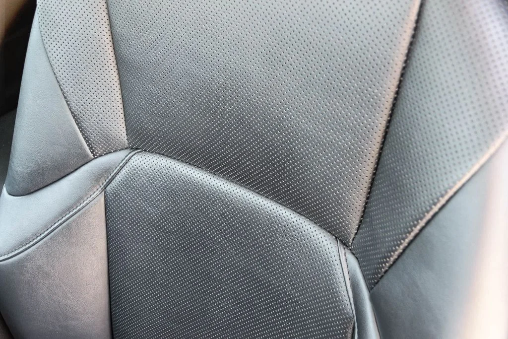 Used 2020 Silver Lexus 300h image 24