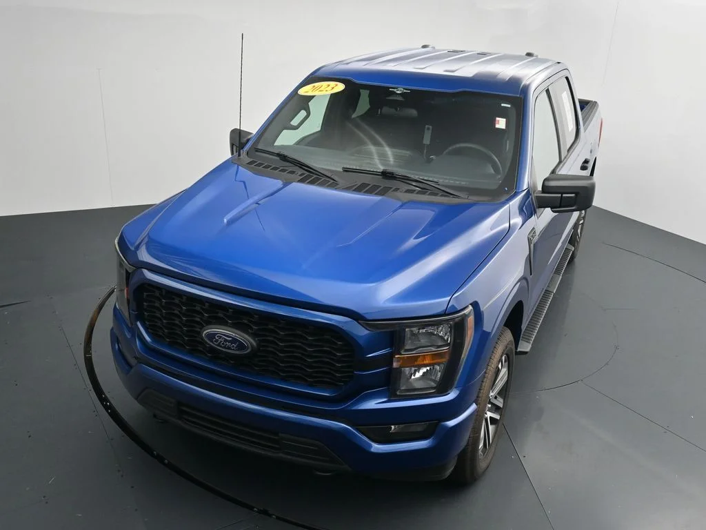 Used 2023 Blue Ford XL image 19
