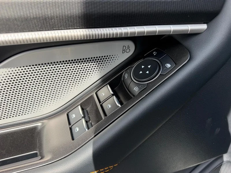 New 2026 Star White Metallic Tri-Coat Ford Tremor® image 21
