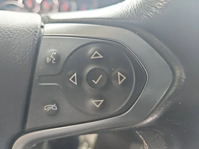 Used 2018 Gray Chevrolet LT image 18