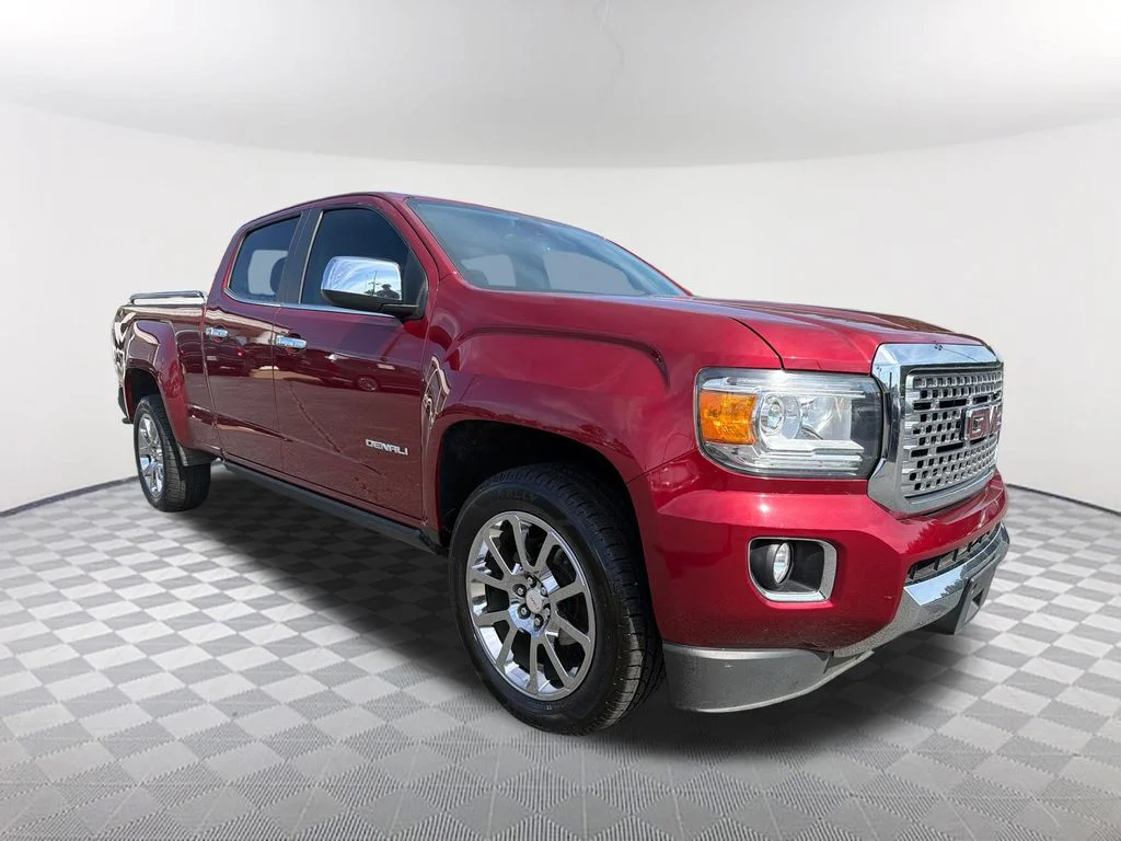 Used 2019 Red GMC Denali image 3