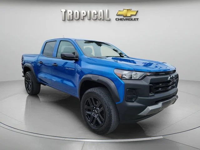 Used 2024 Glacier Blue Metallic Chevrolet Trail Boss image 7