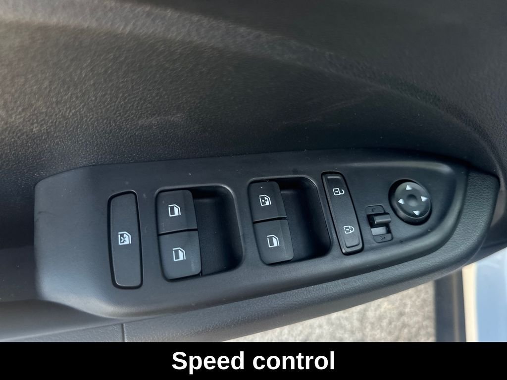 Used 2026 Lunar White Hyundai SEL image 12