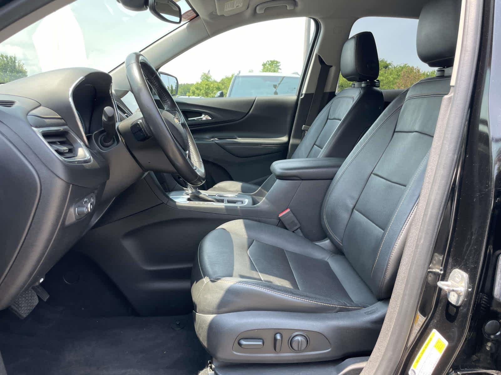 Used 2019 Mosaic Black Metallic Chevrolet Premier image 22