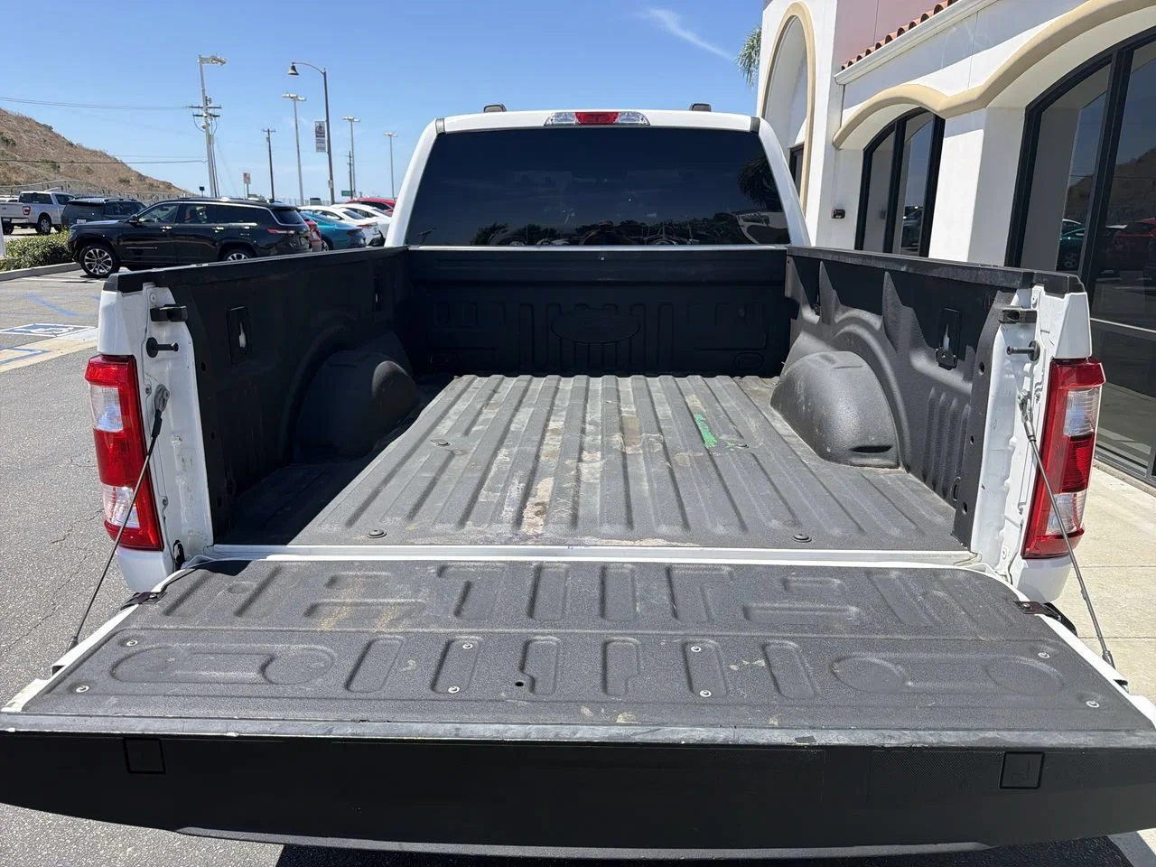 Used 2023 OXFORD WHITE Ford XL image 37