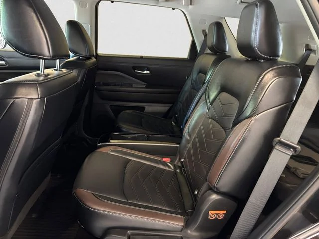 Certified Used 2024 Black Nissan Platinum image 13