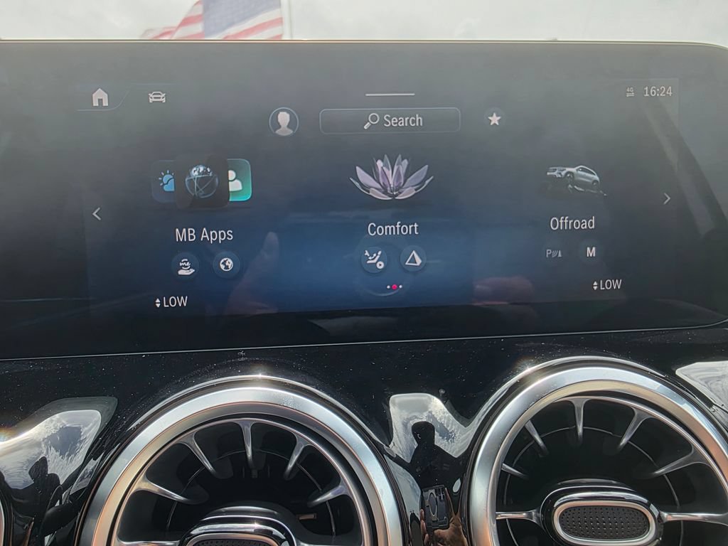 New 2026 Polar White Mercedes-Benz GLA 250 image 53