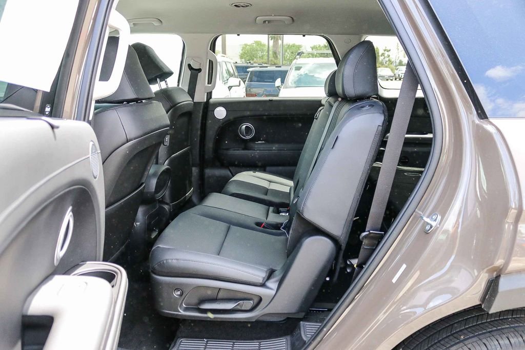 New 2026 Brown Hyundai SEL image 19