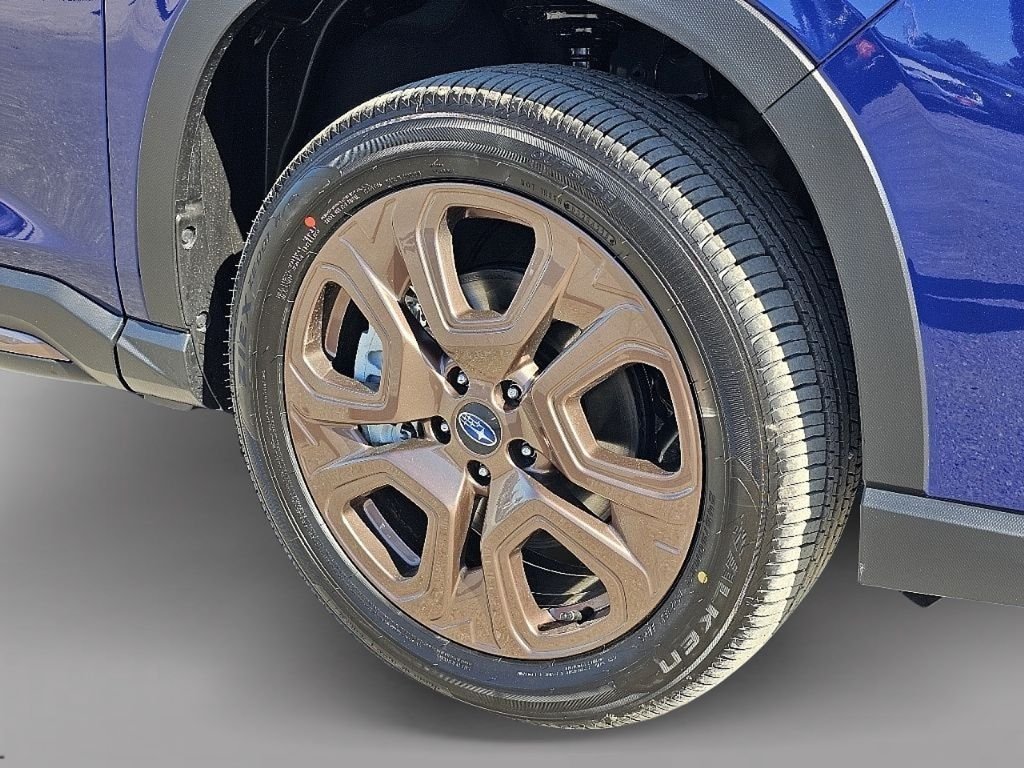 New 2026 SAPPHIRE BLUE PEARL Subaru Limited Bronze Edition 7-Passenger image 7