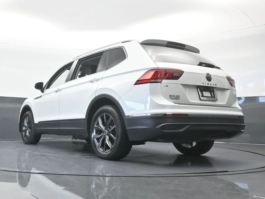 Used 2023 White Volkswagen 2.0T SE image 59
