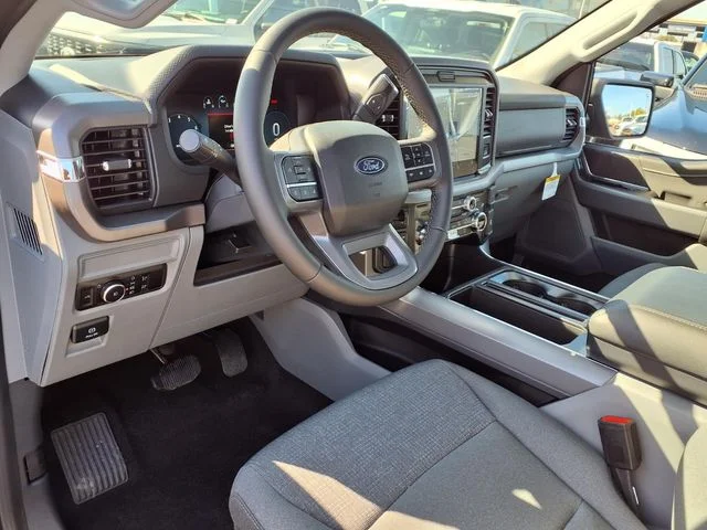 New 2026 Marsh Gray Ford XLT image 9