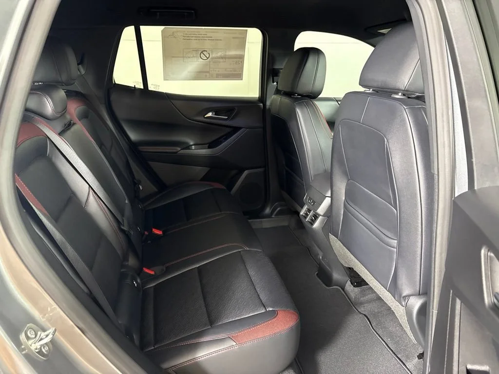 2027 Chevrolet Equinox RS - Photo 21