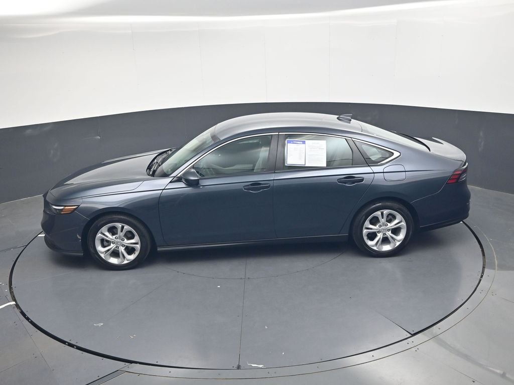 Used 2024  Honda LX image 28